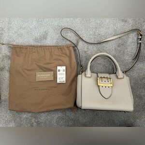 Burberry Soft Grain Small Buckle Limestone Tote